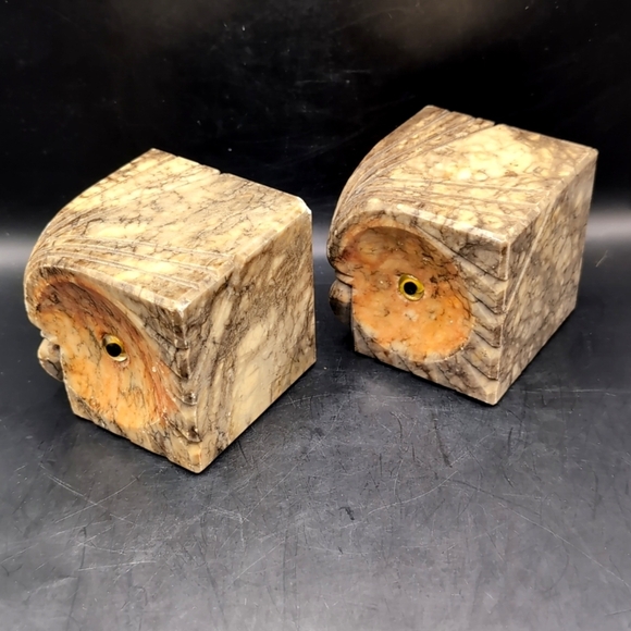 Pair Of Hand Carved Alabaster Owl Bookends Paperweights Decor With Glass Eyes - Picture 7 of 14